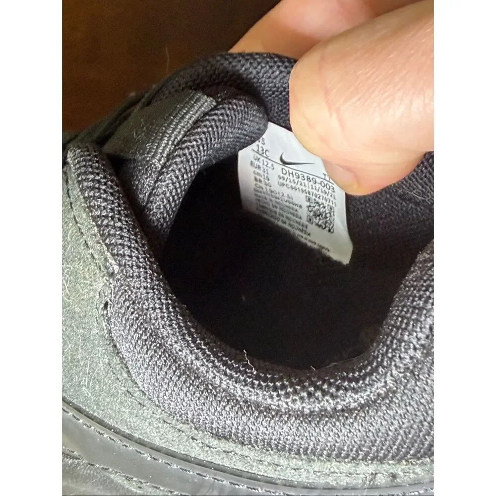 Nike Air Max motif easy slip on all black toddler size 13C